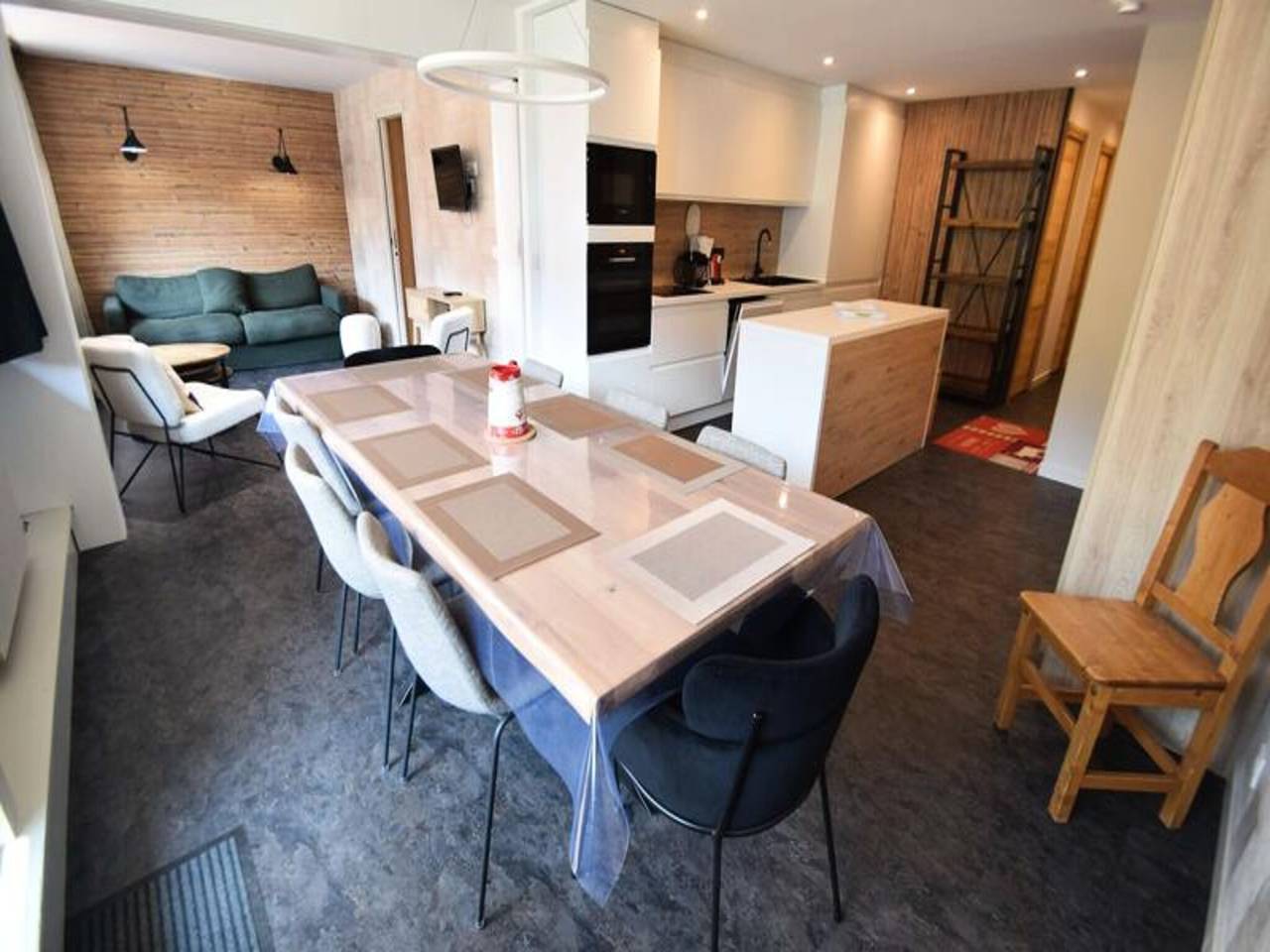 Apartamento entero, 4 Habitaciones 8 personas - Le Vercors - Renovado - Centro Plagne in Plagne Centre, La Plagne-Tarentaise