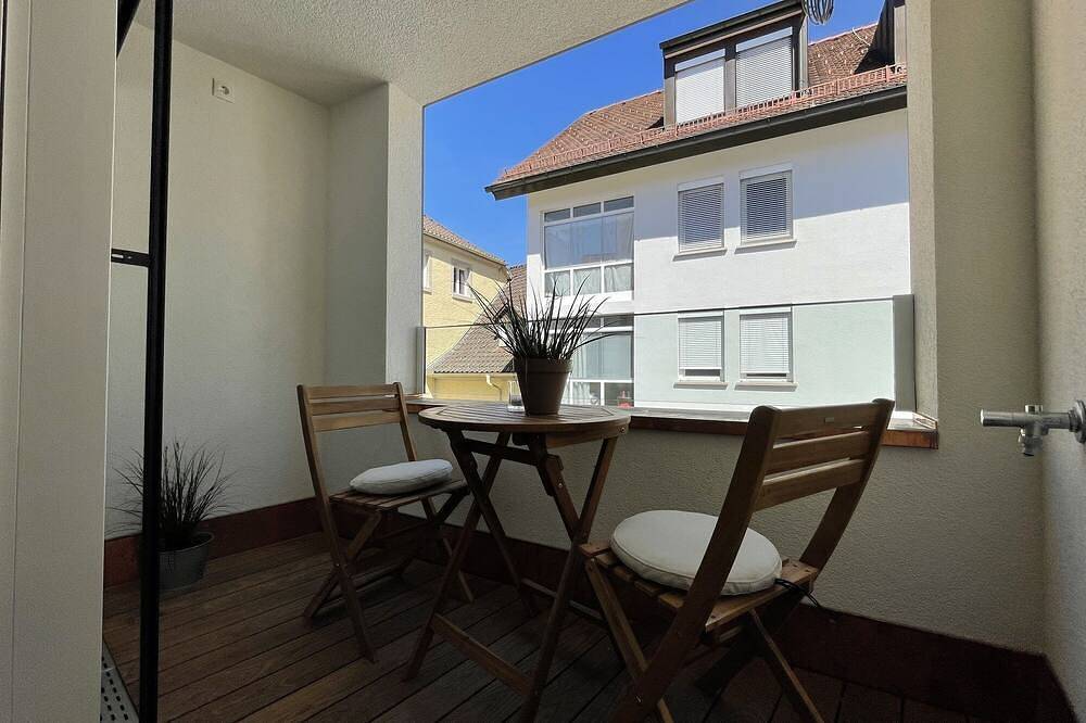 Entire apartment, Vincent Apartment in Bregenz with Parking in Bregenz, Bodensee-Vorarlberg