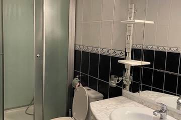 Gîte pour 6 personnes, avec piscine ainsi que jardin et terrasse à Saint-Rémy-sur-Durolle