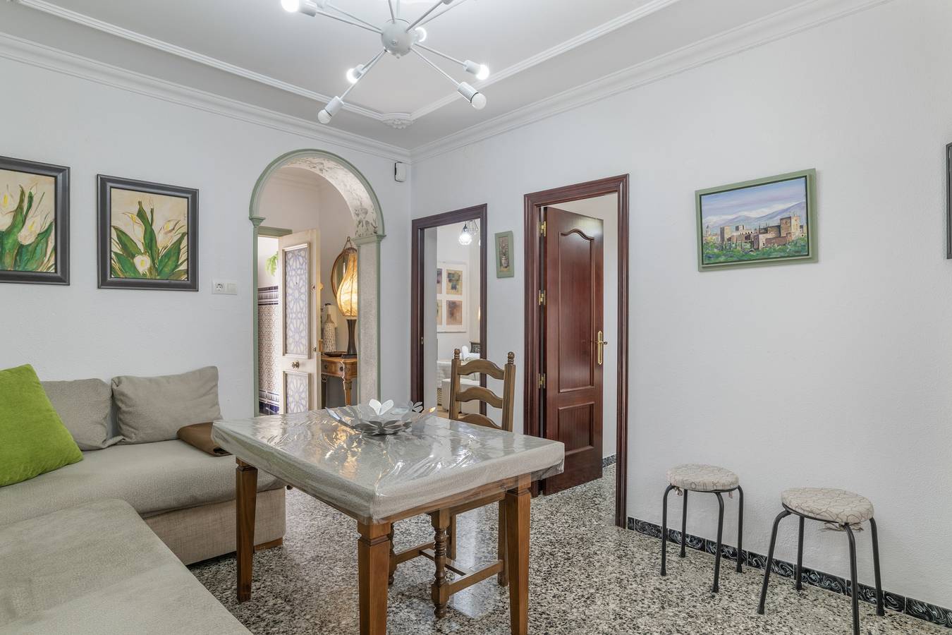 Casa vacanze 'Mudarra Conil' con terrazza privata, Wi-Fi e aria condizionata in Conil de la Frontera, Costa de la Luz