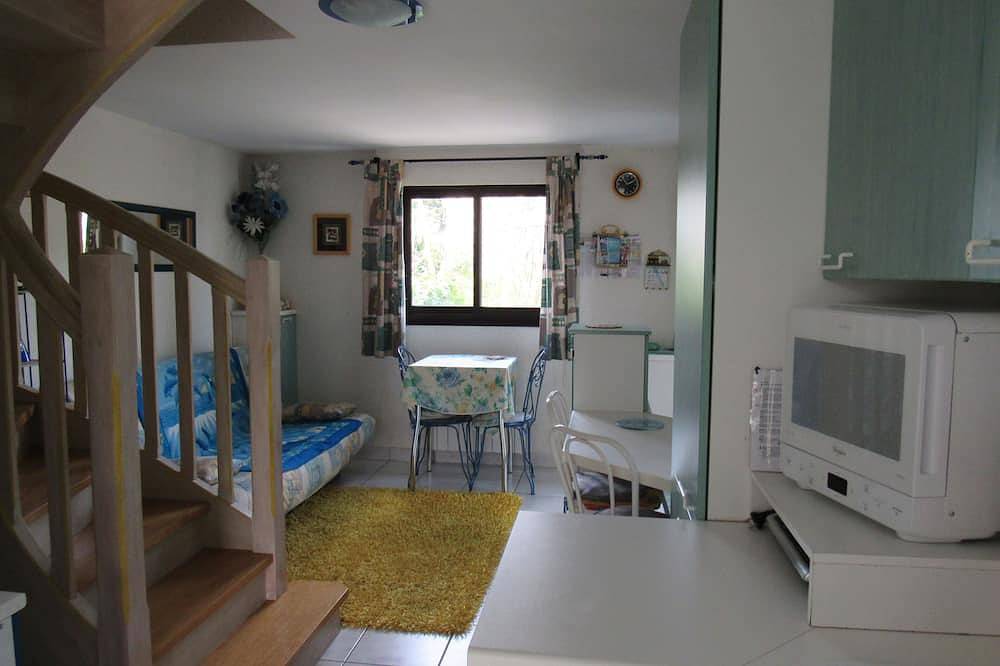 Aux Trois Saisons : Pavillon d'Ete tout confort pour 2 ou 3 personnes, W.E. ou + in Piriac-sur-Mer, Côte d'Amour