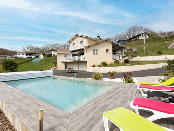 Maison de vacances pour 8 personnes, avec Balcon ainsi que Terrasse et Jardin à Mouguerre