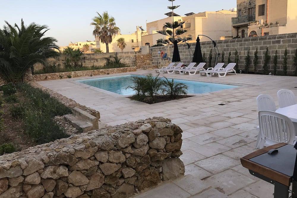 Casa vacanza a Garbo a partire da 285€ a notte