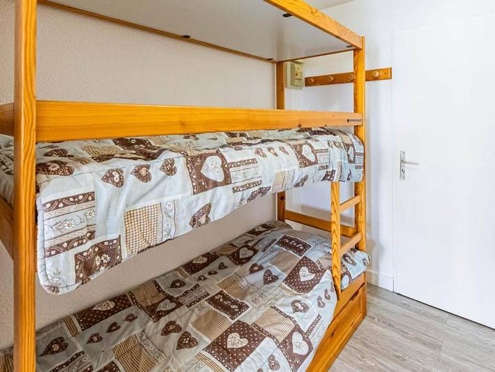 Gîte pour 5 personnes, avec balcon dans Office De Tourisme De Saint Francois Longchamp - 3