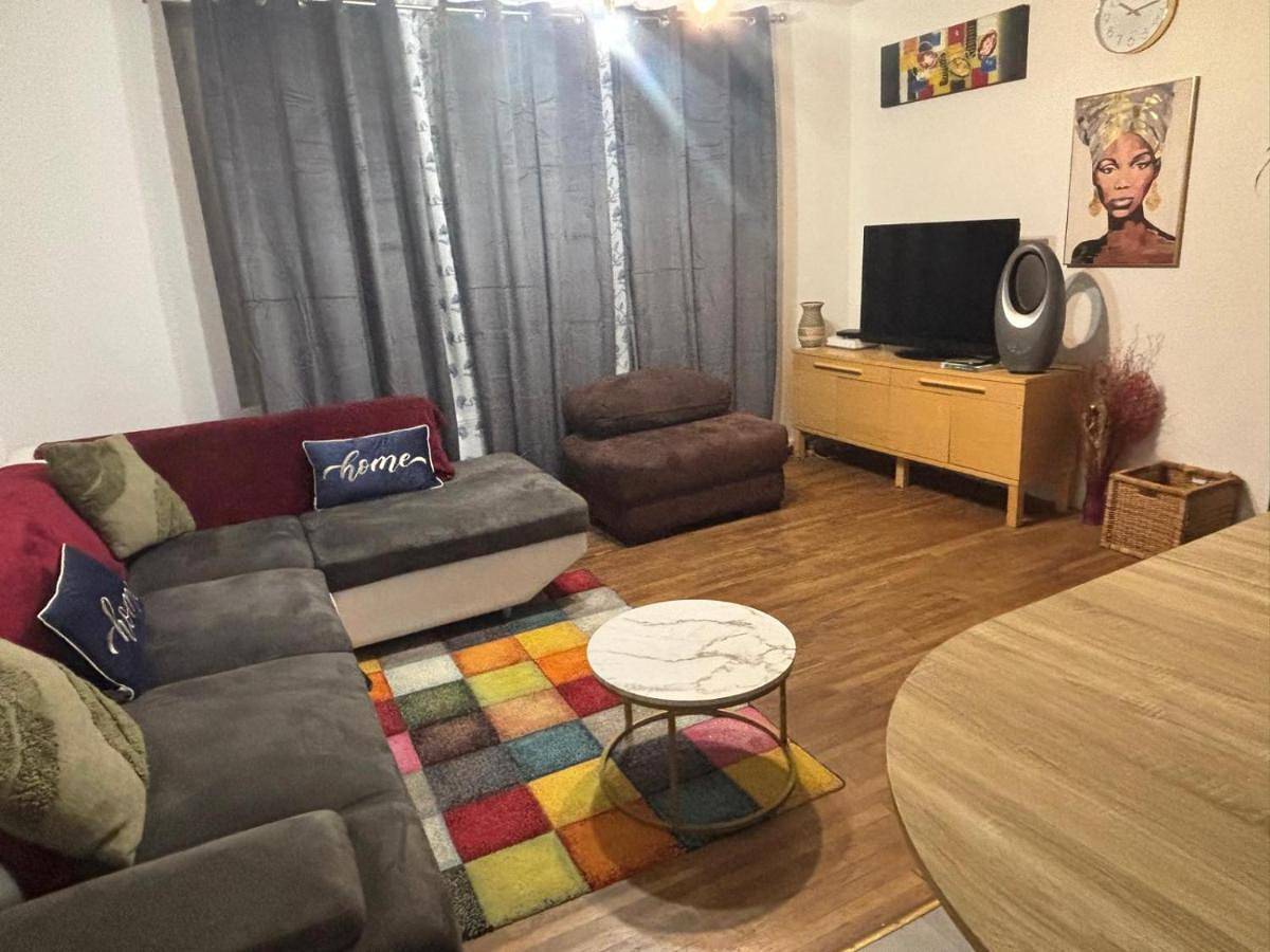 La maison Destiné - 8 personnes in Bonneuil-Matours, Vienne (France)