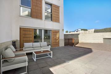 Holiday Apartment for 5 People in Granadilla de Abona, South Tenerife, Photo 4