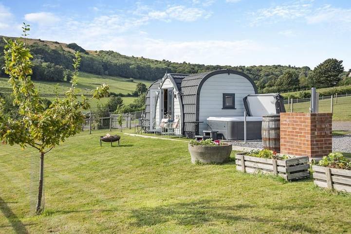 Camping for 2 people, with hot tub in Somerset