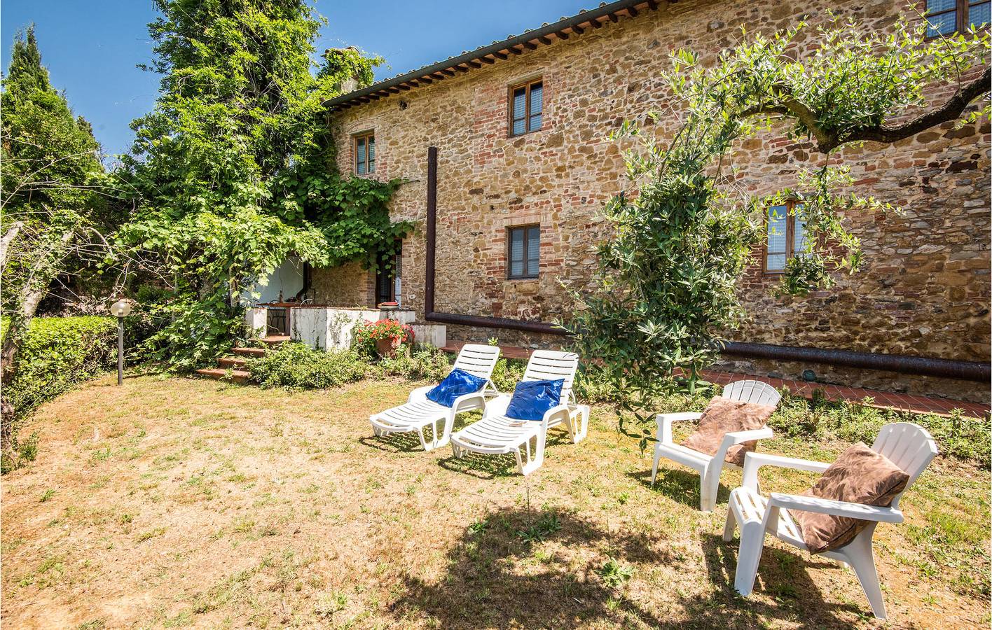 Ganze Ferienwohnung, Gemütliche Wohnung am Pool in San Vivaldo in San Vivaldo, Florenz Provinz