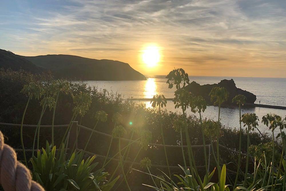 Appartement entier, Emplacement de Hope Cove - Nr Salcombe - 2 minutes des plages - Parking privé - Wifi in South Huish, Hope Cove
