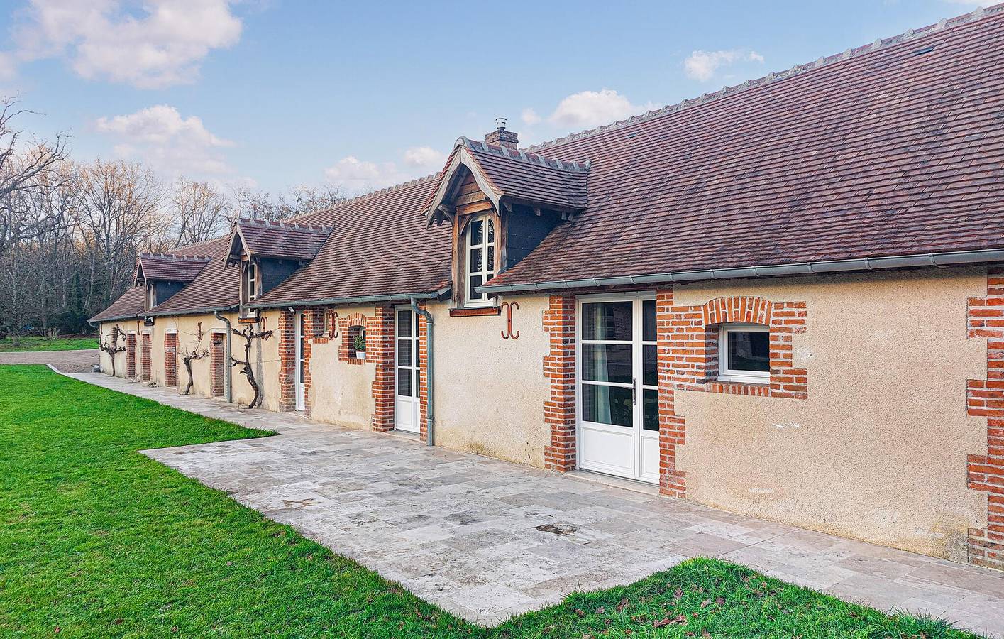 Gemütliche Wohnung mit Parkplatz und WiFi in Mur-de-Sologne, Sologne