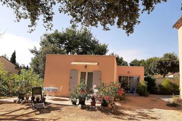 Gîte pour 3 personnes, avec jardin et terrasse à Mormoiron