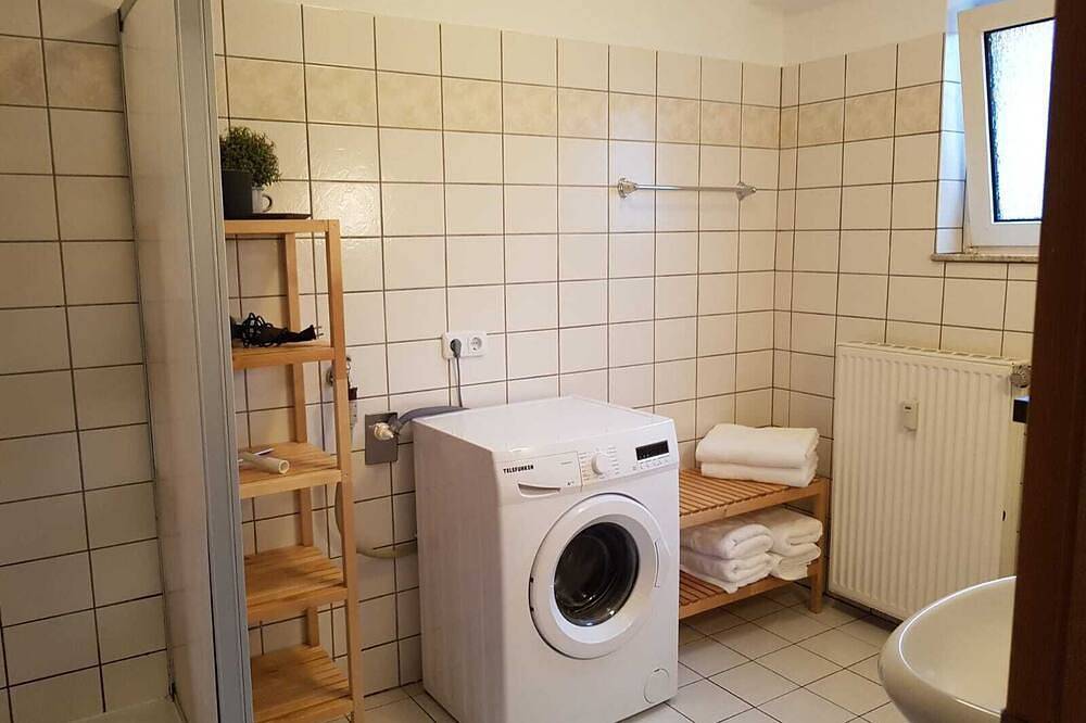 Ganze Wohnung, Ferienwohnung in Rysum/Krummhörn, ruhige Lage, 74m², 4 Pers., Terrasse in Rysum, Krummhörn