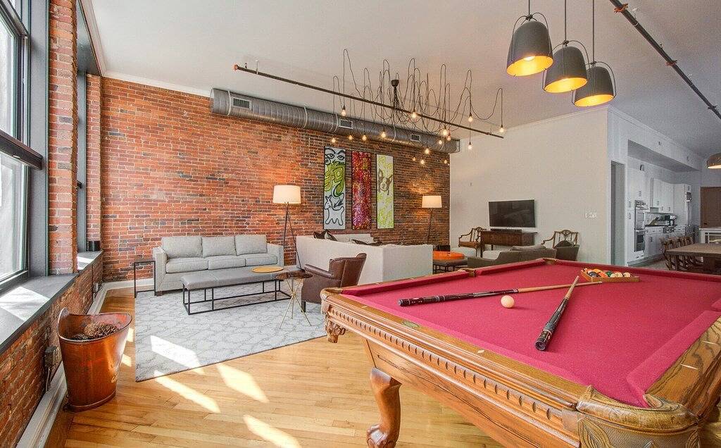 Ganze Wohnung, Phenomenal Downtown Condo auf der 2. Ave! in Nashville, Tennessee