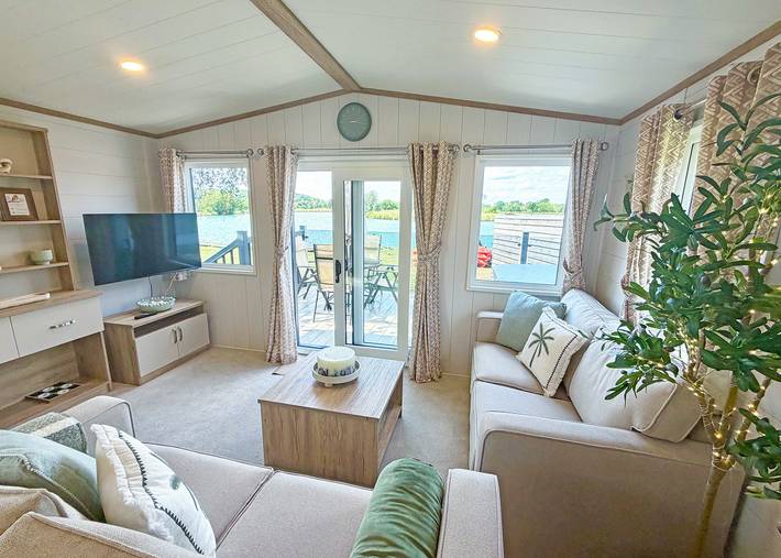 Robin Lodge in Hinckley and Bosworth, Heart of England