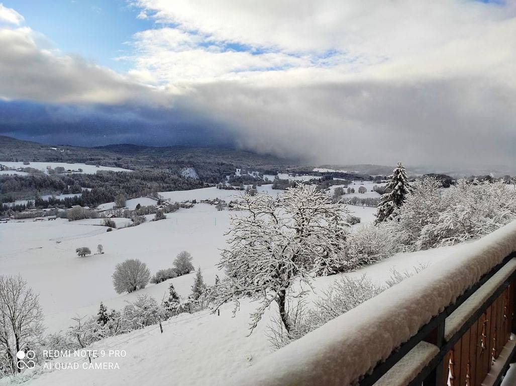 Chalet "Les Genévriers", chambres et table d'hôtes - Grenat in Foncine-le-Haut, Parc naturel régional du Haut-Jura