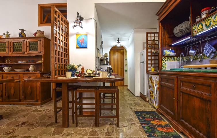 Cozy 1-Bedroom Apartment near Coast & Dining with WiFi & Parking in Capaci, Palermo Province