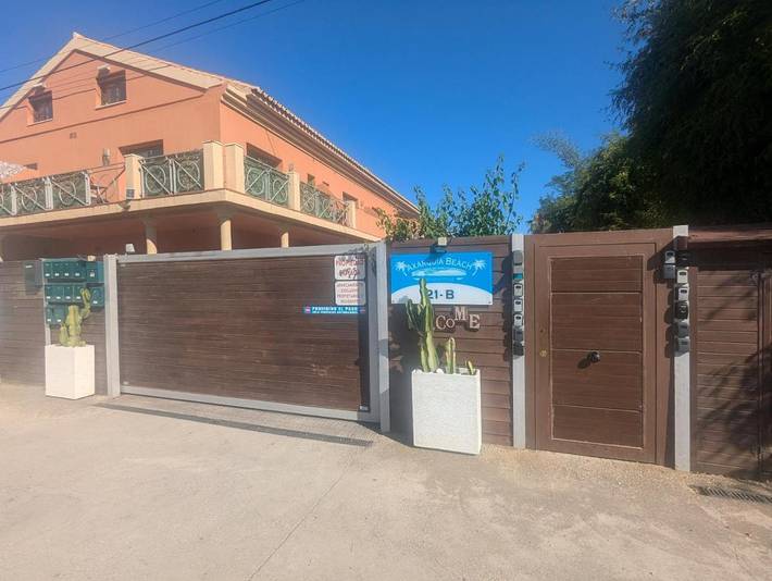 Ferienwohnung für 4 Personen, mit Garten und Ausblick sowie Pool und Terrasse - 1