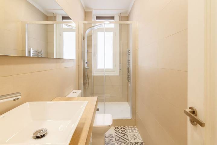 Ganze Wohnung, Ferienwohnung für 1 Person in Ibaiondo, Bilbao