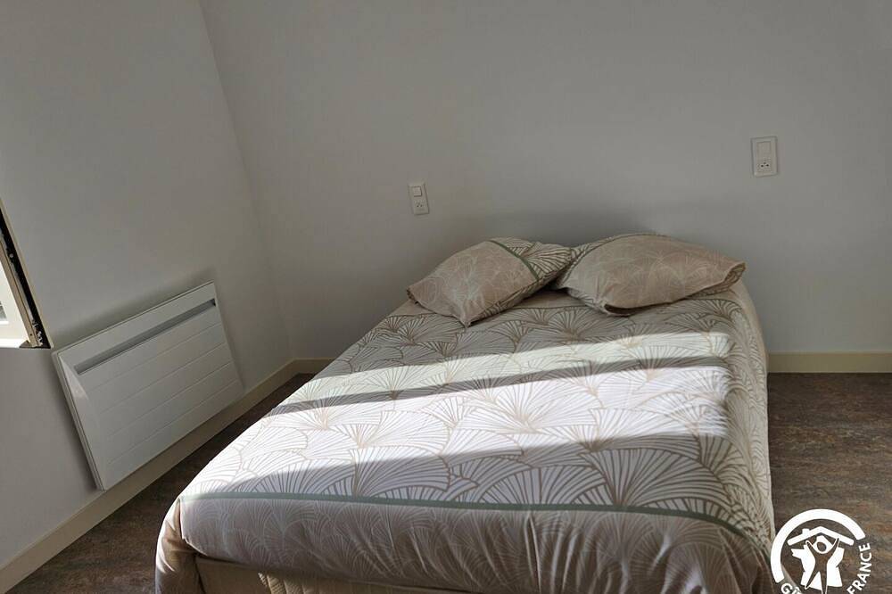 The Presbytery of Aiguefonde in Aiguefonde, Castres region