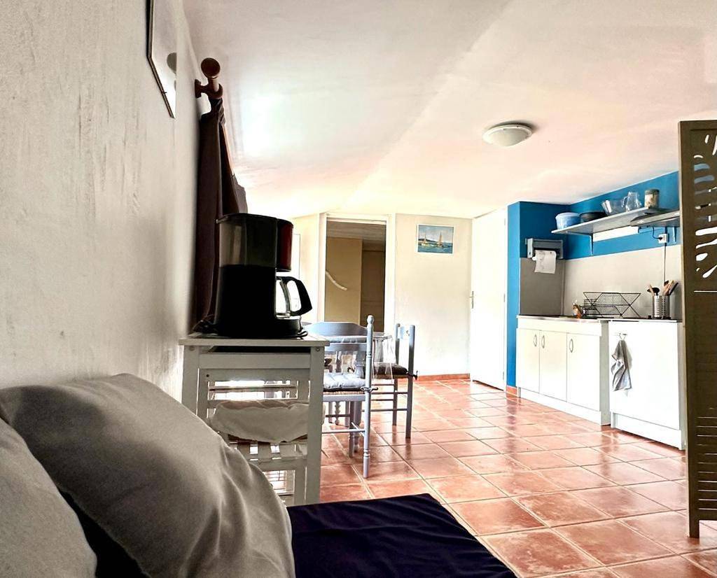 Appartement entier, Studio cozy avec jardin privé in Loscouët-sur-Meu, Région de Dinan