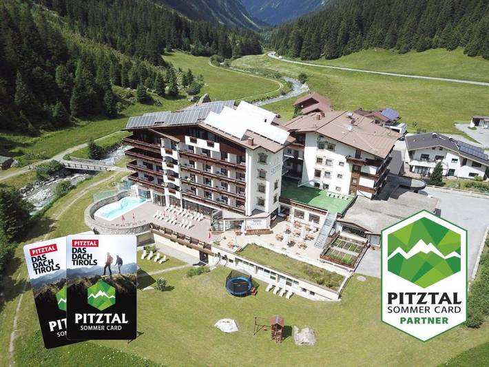 Hotel für 4 Personen, mit Balkon und Terrasse sowie Whirlpool und Garten in St. Leonhard im Pitztal