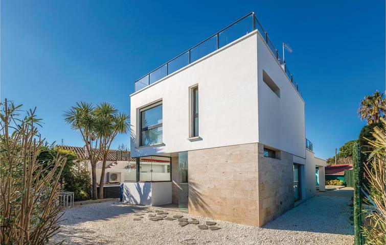 Ferienhaus für 6 Personen, mit Terrasse und Garten sowie Pool in Sant Pere Pescador - 2