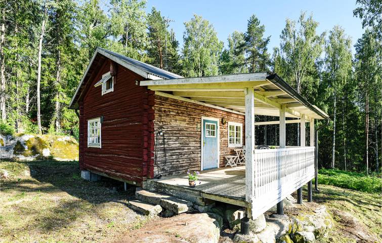 Maison de vacances pour 5 personnes avec terrasse in Eda
