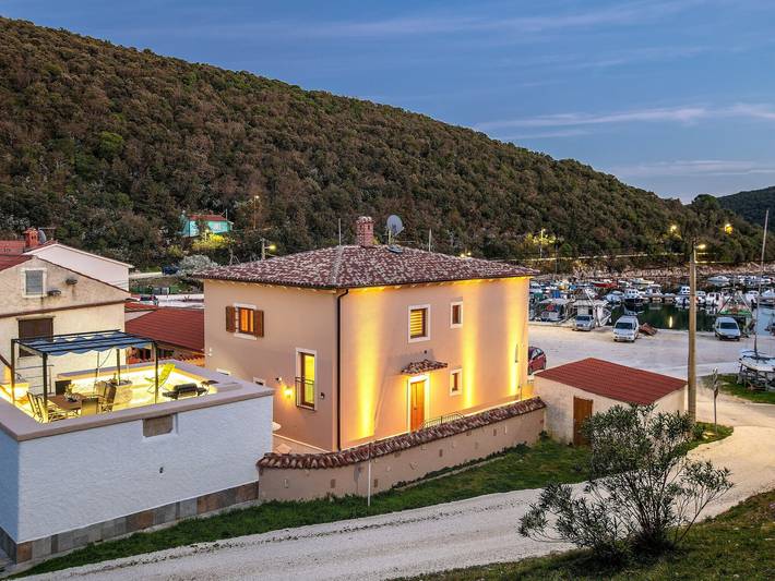 Ferienhaus für 7 Personen, mit Terrasse