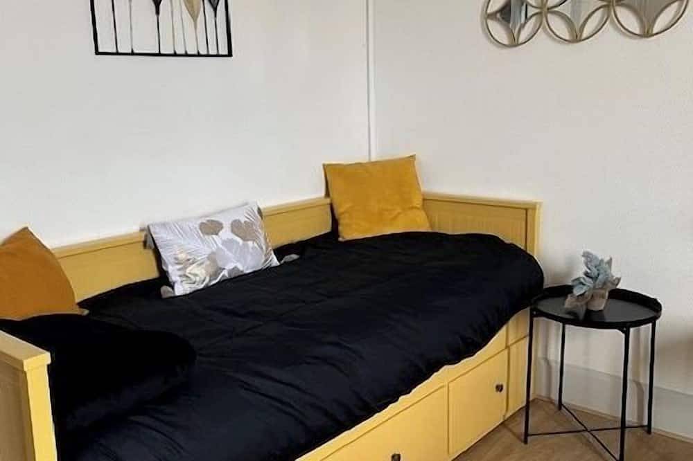Entire apartment, L'atelier voyageur - Jaunélyse in Chartres, Chartres region