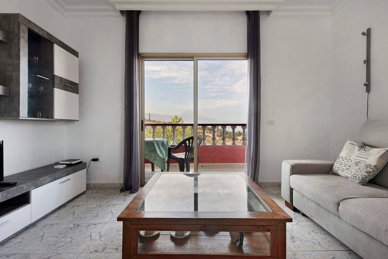 Finca Jalón de Cameros avec vue sur la mer et les montagnes, Wi-Fi, terrasse et jardin. in Tagoro, Tacoronte
