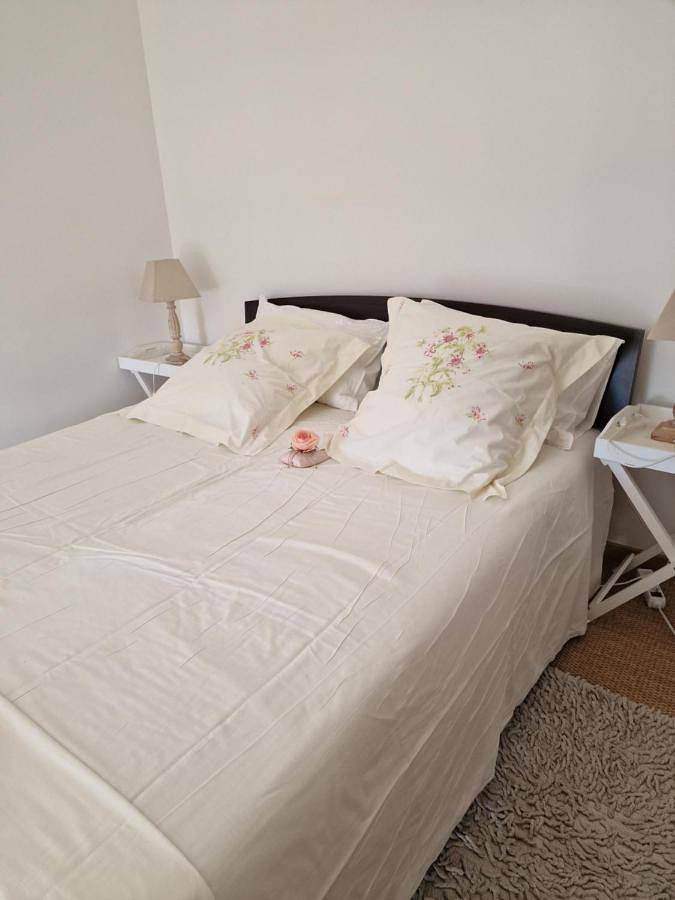 Double Room with Private Bathroom in Granville, Côte de la Déroute
