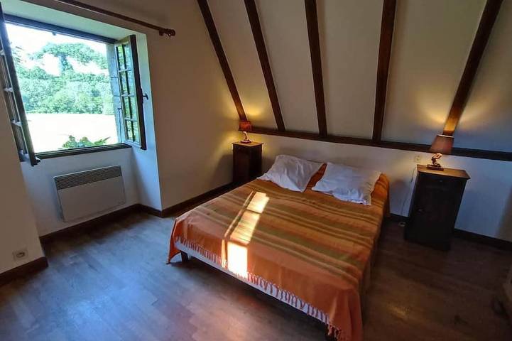 Location de vacances pour 5 personnes, avec Jardin à Brengues - 2