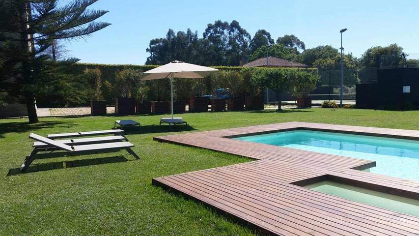 Chalet para 12 personas, con piscina para niños y piscina además de jardín y vistas en Provincia de Pontevedra - 3