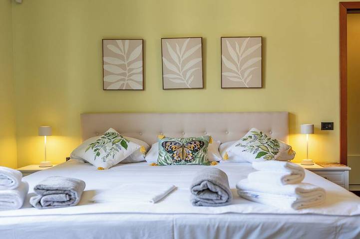 Villa für 8 Personen, mit Balkon und Whirlpool sowie Garten in Toscolano-Maderno - 2