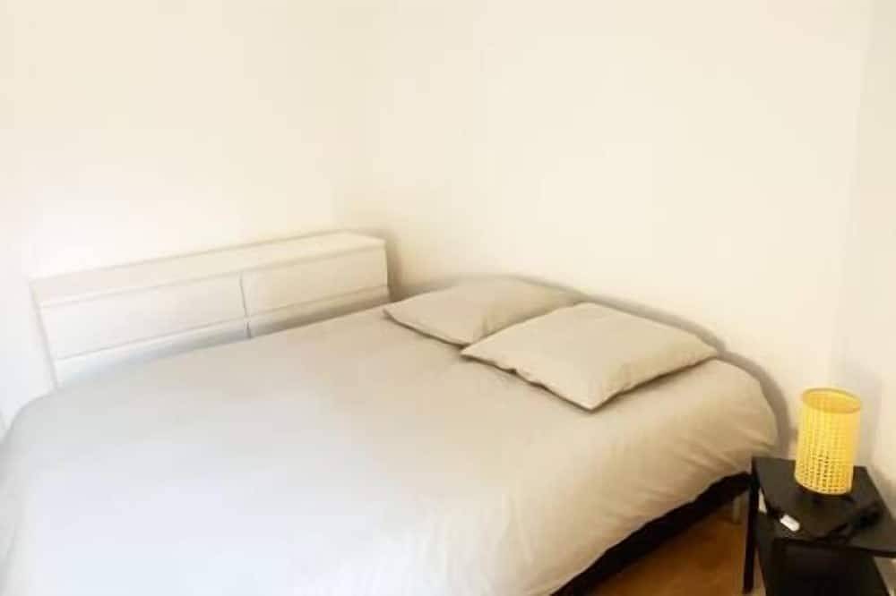 Entire apartment, Hypercentre Luxueux T5 120m2 Parking Fermé in Orléans, Loire Valley