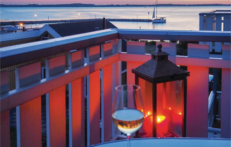 Ganze Ferienwohnung, Rückzugsort am Meer mit Terrasse und Parkplatz - 2 km zum Strand in Rechlin, Müritz