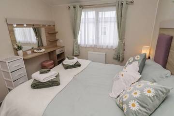 Static Caravan for 6 People in Northumberland, North East England, Photo 2