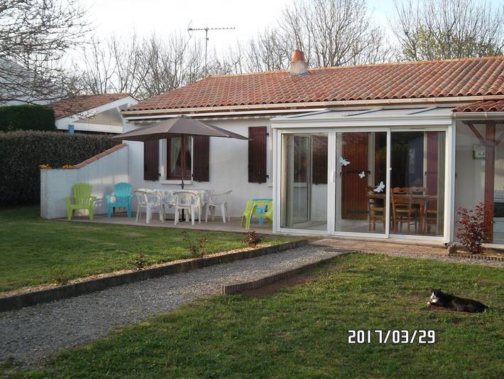 Gîte pour 6 personnes, avec jardin et terrasse