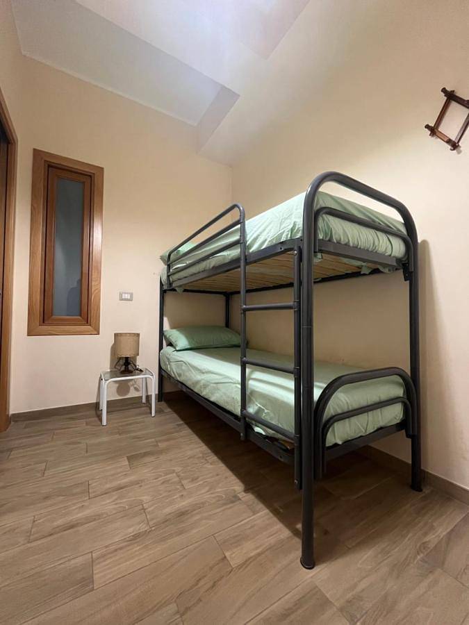 Gîte pour 5 personnes, avec balcon et vue dans Soverato Marina - 4