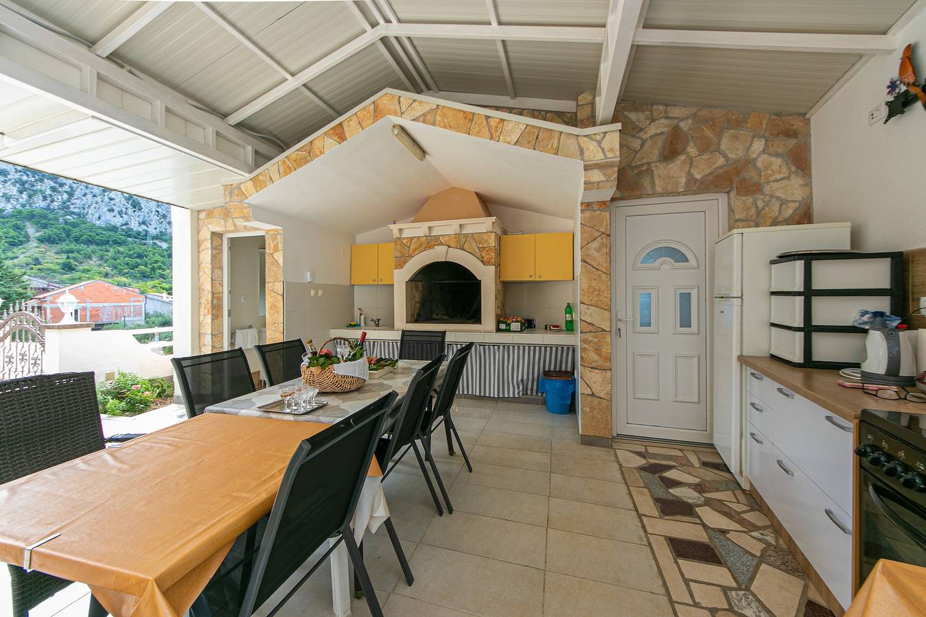 Ganze Wohnung, Apartments with parking space Gradac, Makarska - 5198 in Gradac, Makarska Riviera