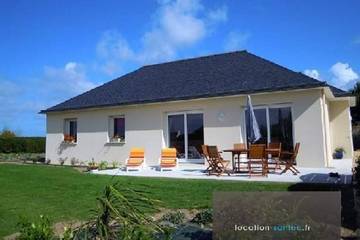 Location de vacances pour 6 personnes, avec jardin et terrasse dans Plage Du Pouldu Santec