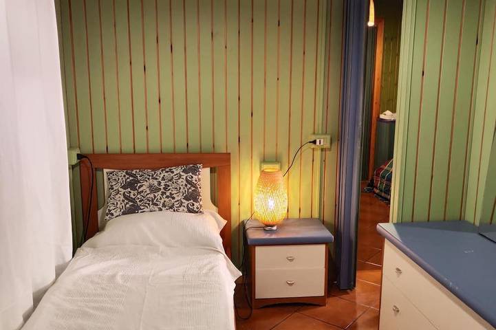 Location de vacances pour 6 personnes, avec jardin, animaux acceptés à Fondi - 3