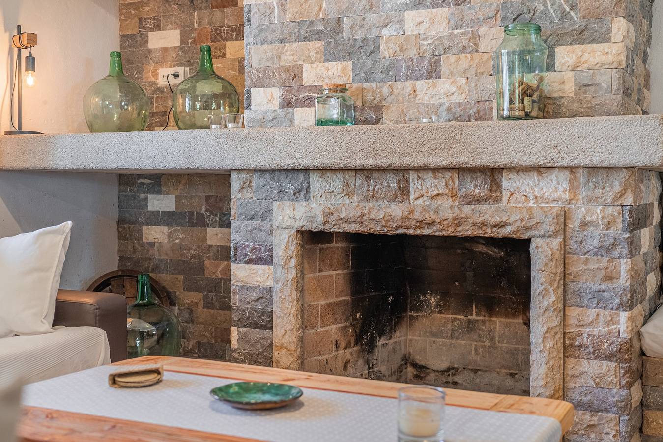 Casa de férias 'S'escodra' com vista para a montanha, jardim e Wi-Fi in Llucmajor, Majorca (Sul)