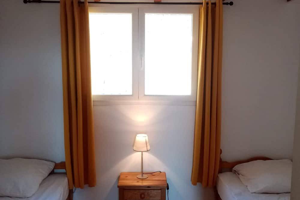 Gîte Rustique: Bien Situé + Superbe Vue in Soumont, Région de Lodève