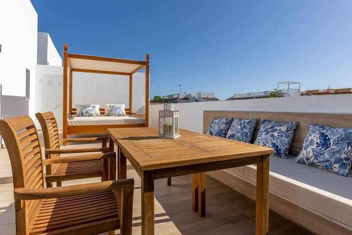 Casa rural para 4 personas, con terraza además de piscina y jardín en Corralejo - 3
