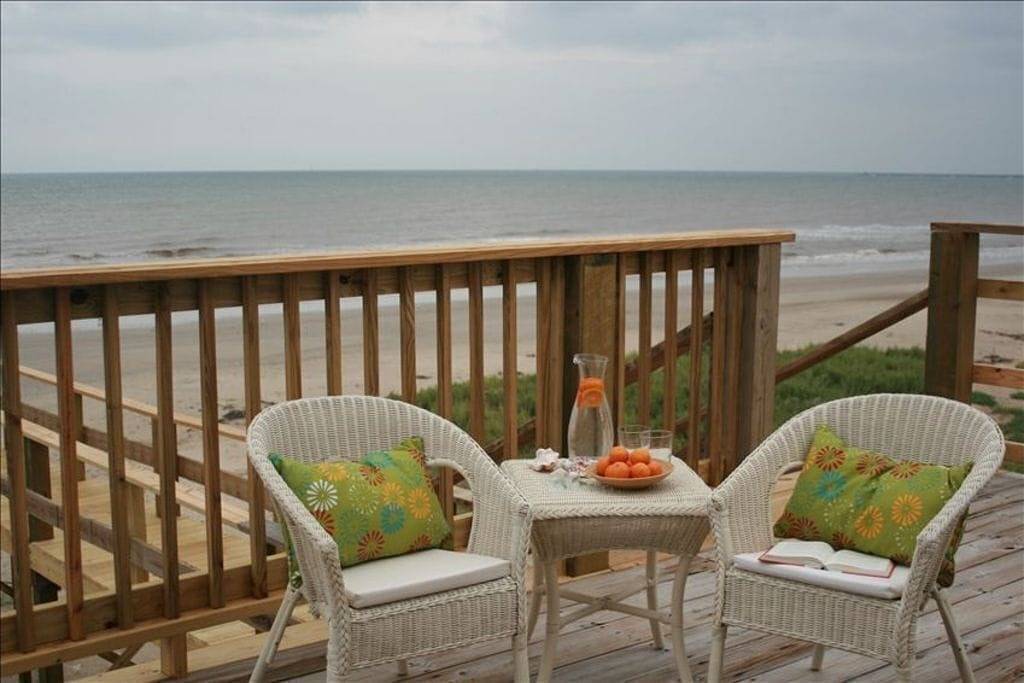 Blue Mermaid Beach Front House in Brazoria County