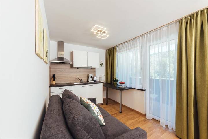 Ganze Ferienwohnung, Ferienwohnung "Holunder" in Afritz am See, Villach-Land