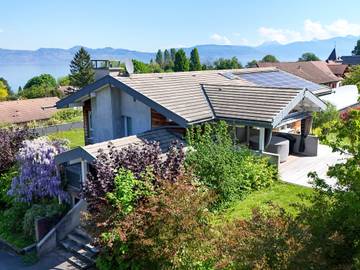 Gîte pour 10 personnes, avec jardin et terrasse, animaux acceptés à Lugrin