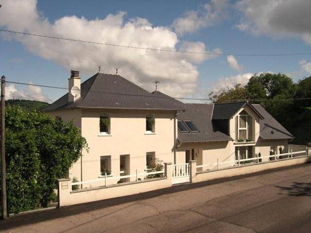 Double Room with Pool View in Tulle, Région de Tulle