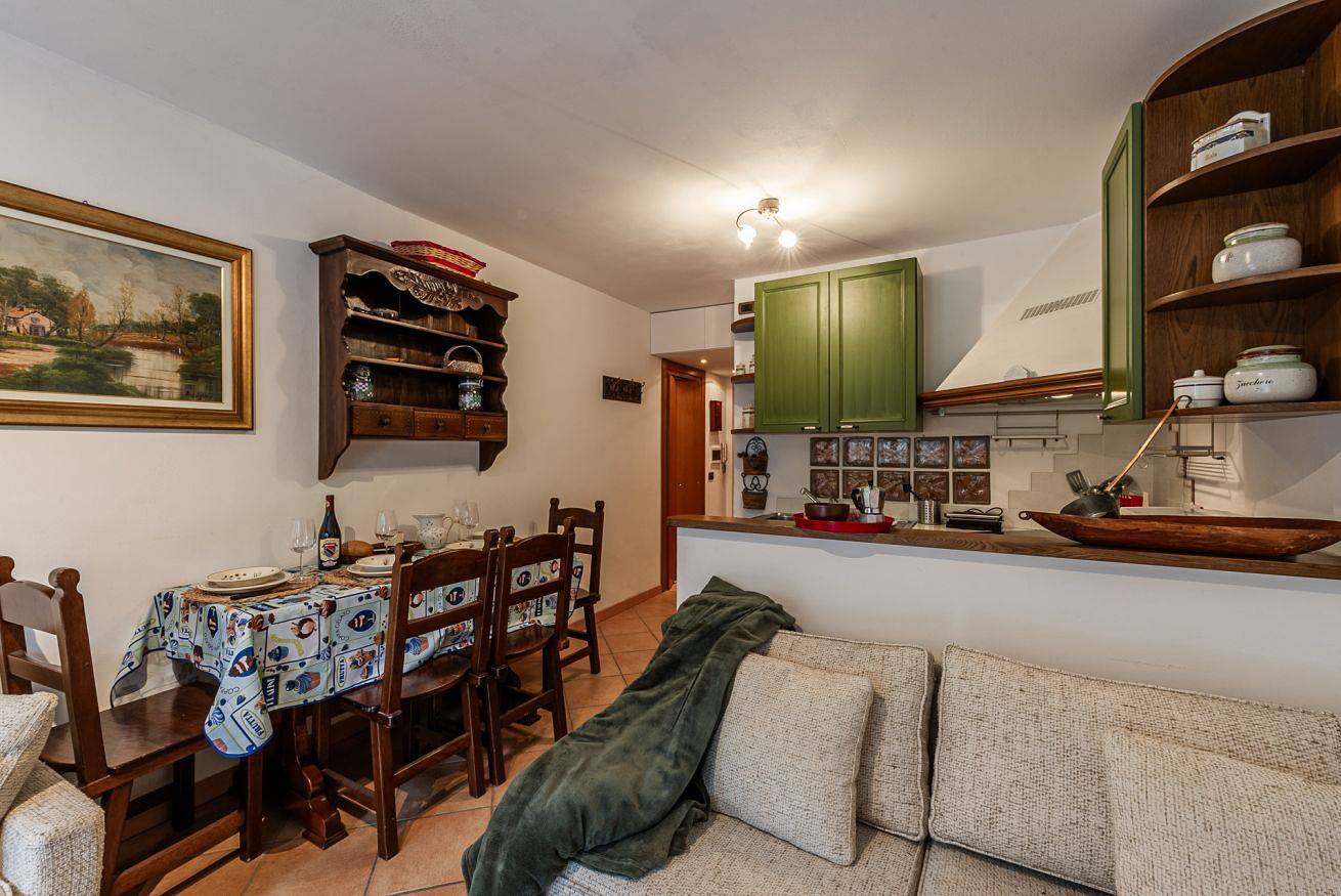 Entire apartment, 0734 - Apt Planibel - Comfort on the ski slopes in La Thuile (town), La Thuile